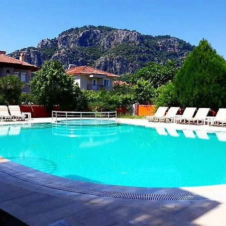 Apart-hotel Gunebakan Apart *